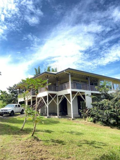 Casa de Férias The House - Gorgeous, Spacious 4bd2ba Near Waterfalls And Hilo, Sleeps 12! *