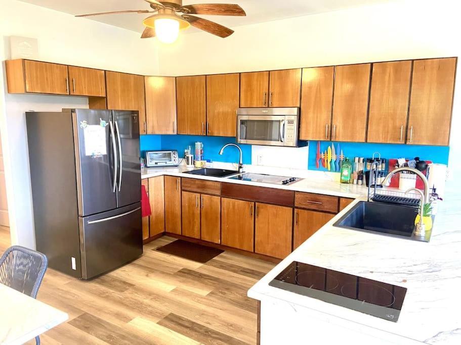 The House - Gorgeous, Spacious 4bd2ba Near Waterfalls And Hilo, Sleeps 12! *